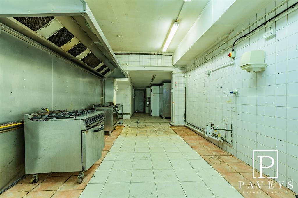 Commercial kitchen