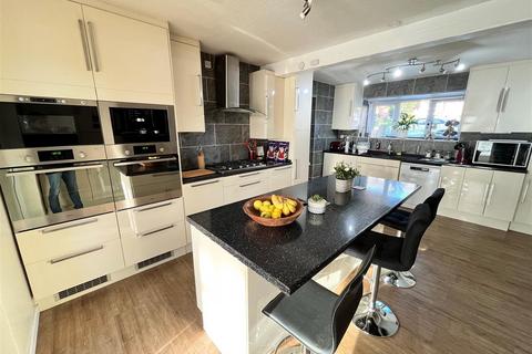 2 bedroom house for sale, Lancers Way, Weedon, Northampton