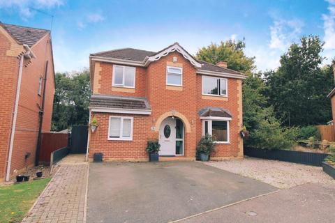 4 bedroom house for sale, Gainsborough Way, Daventry