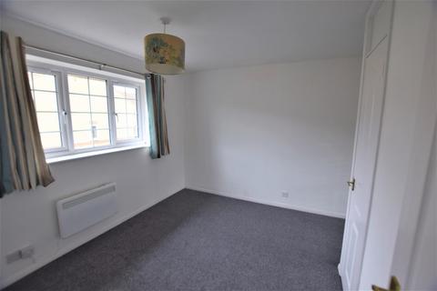 2 bedroom terraced house to rent, Hylder Close, Woodhall Park