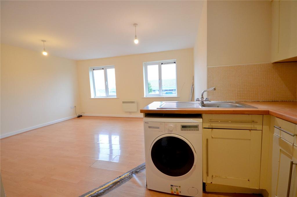 Kitchen/ Lounge