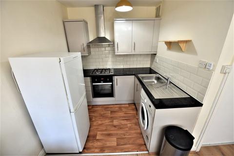 1 bedroom flat to rent, Lea Farm Drive