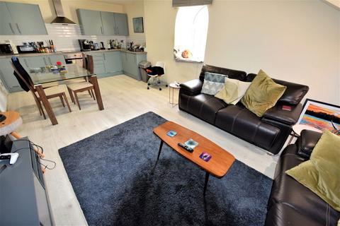 2 bedroom flat to rent, Aire Street