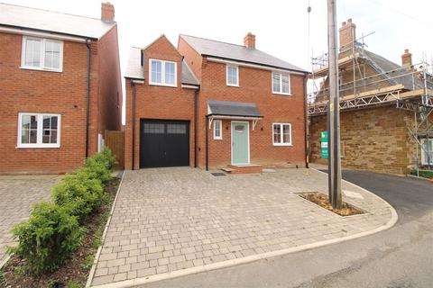 4 bedroom house for sale, Queen Street, Weedon, Northampton