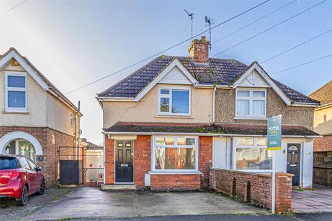 2 bedroom semi-detached house to rent, Copse Avenue, Swindon SN1