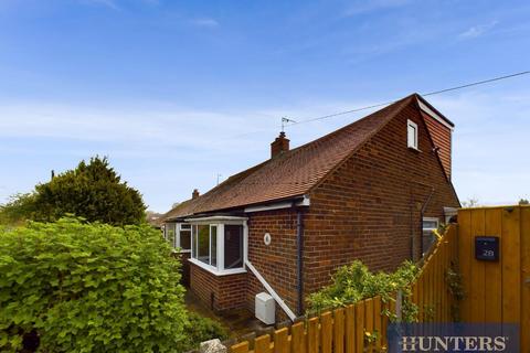 2 bedroom bungalow to rent, Bempton Crescent, Bridlington