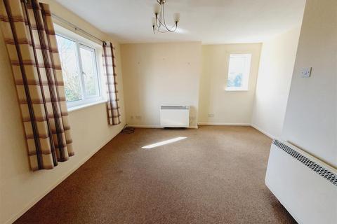 2 bedroom flat to rent, Haweswater Road, Northants NN16