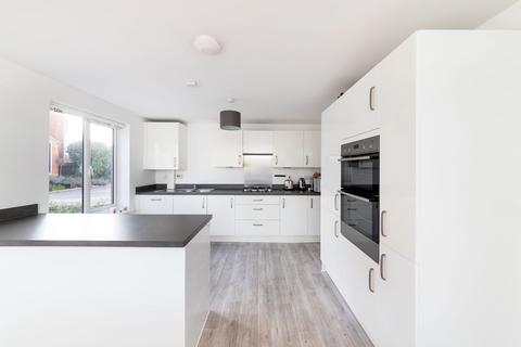 6 Dunnock End, Didcot, OX11 6AD