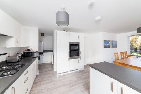 6 Dunnock End, Didcot, OX11 6AD