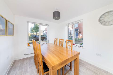 6 Dunnock End, Didcot, OX11 6AD