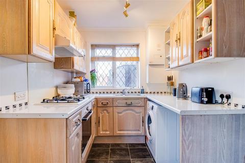 3 bedroom house for sale, Hillcrest Avenue, Ossett WF5