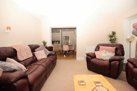 2 bedroom ground floor maisonette to rent, Rock Road, Borough Green TN15