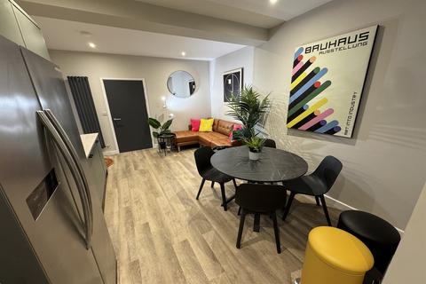 undefined, City Road, Beeston, NG9 2LQ