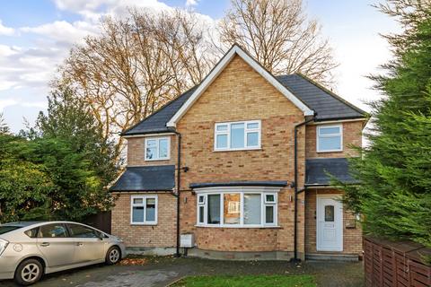 4 bedroom maisonette for sale, Leicester Road, Barnet, EN5