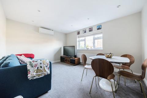 4 bedroom maisonette for sale, Leicester Road, Barnet, EN5