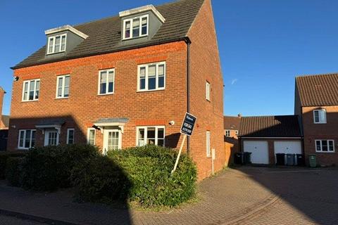 3 bedroom semi-detached house for sale, Daisy Court, Bourne, PE10