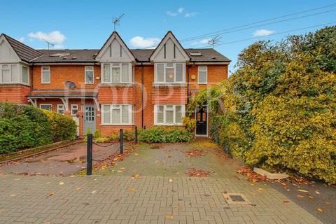 4 bedroom end of terrace house for sale, Mulgrave Road, London, NW10