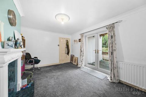 161a Pontefract Road, Featherstone, Pontefract, WF7 5AA