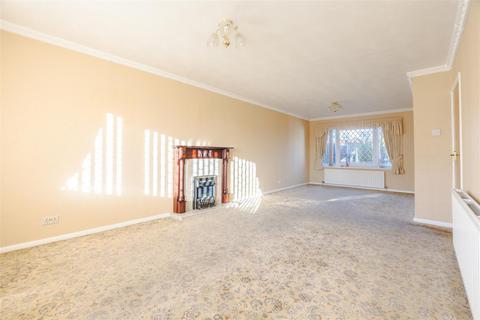 2 bedroom semi-detached house for sale, Rochdale Road, Scunthorpe