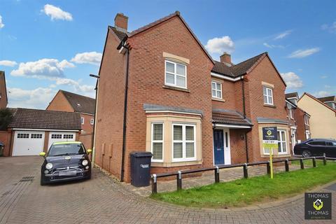 4 bedroom detached house to rent, Uxbridge Lane, Kingsway