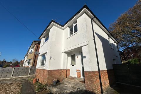 2 bedroom flat to rent, Sunnyside Road, Poole BH12