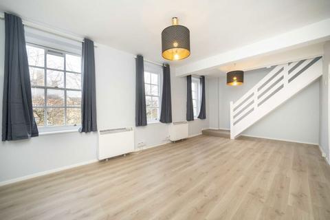 2 bedroom flat to rent, Lyons Place, London NW8