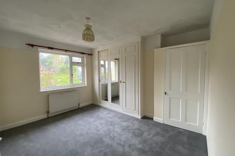 3 bedroom semi-detached house to rent, Wilmington Way, Brighton BN1