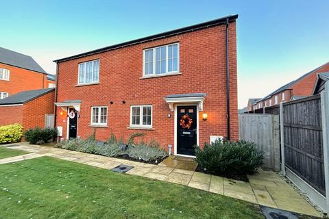 2 bedroom semi-detached house to rent, Marston Close, Banbury OX16