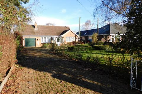 3 bedroom detached bungalow for sale, Old Main Road, Fleet Hargate