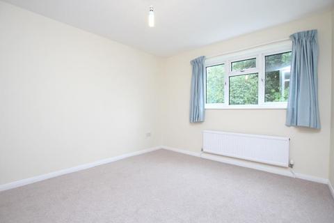 2 bedroom terraced house to rent, Ash Walk, Bristol BS10