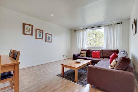 1 bedroom flat to rent, Fairfax Road, London NW6