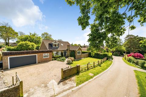 4 bedroom detached house to rent, The Warren, Mayfield, TN20