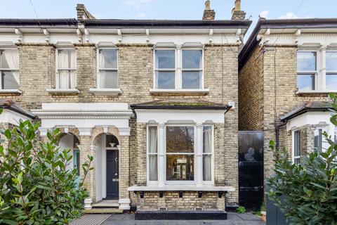 5 bedroom semi-detached house for sale, Sistova Road, SW12