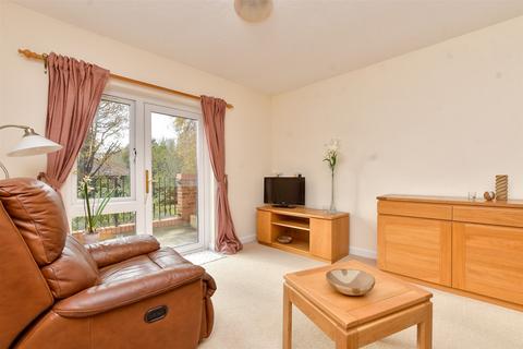 1 bedroom ground floor flat for sale, Belmont Road, Leatherhead, Surrey