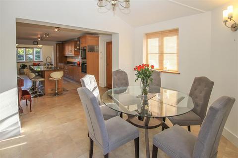 5 bedroom detached house for sale, Great Fox Meadow, Kelvedon Hatch