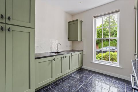 2 bedroom apartment to rent, Victoria Crescent, Chester, Cheshire, CH4