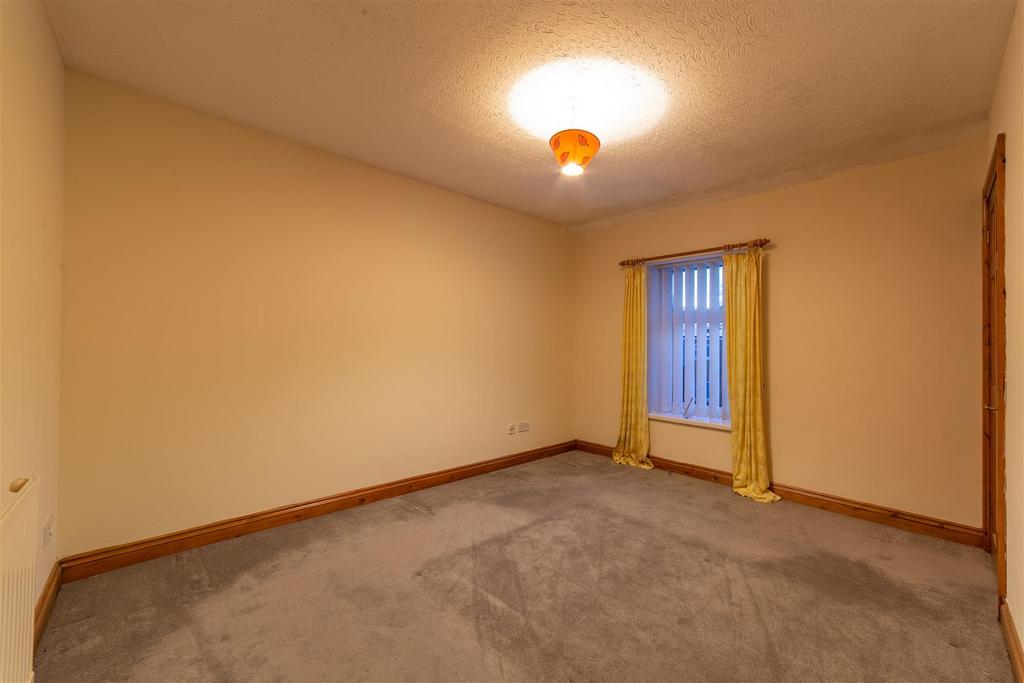 72 High Street-2.jpg