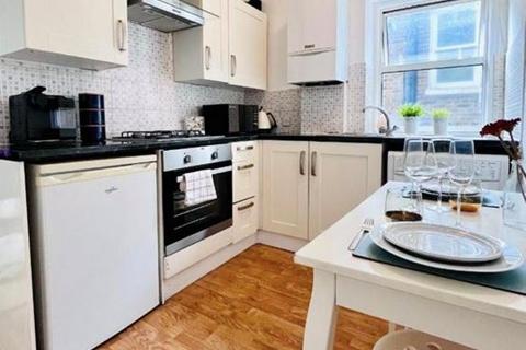 1 bedroom flat for sale, Clifford Gardens, Kensal Rise NW10