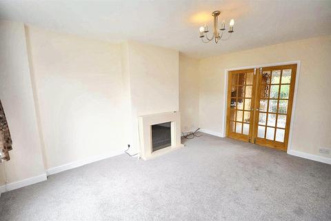 3 bedroom semi-detached house to rent, Beaufort Avenue, Cubbington, Leamington Spa