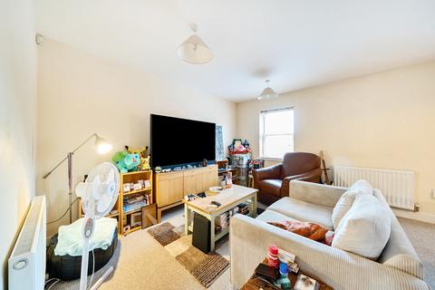 2 bedroom flat for sale, Grovehill Road, Beverley, East Riding of Yorkshi, HU17