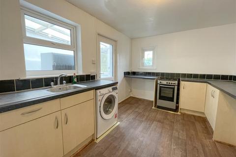 3 bedroom terraced house to rent, Seaside, Eastbourne BN22