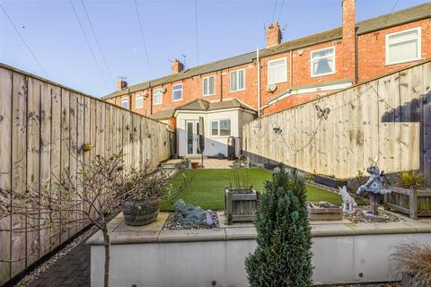 15 Longfield Road, Darlington, DL3 0EP