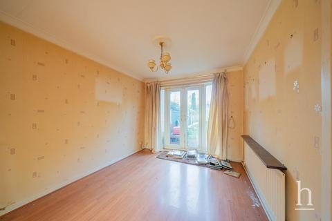 3 bedroom semi-detached house for sale, Brookhurst Avenue, Bromborough CH63