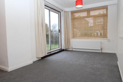 2 bedroom bungalow to rent, Otley Old Road, Leeds, West Yorkshire, UK, LS16