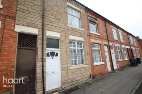 4 bedroom terraced house to rent, Paget Street, Leicestershire