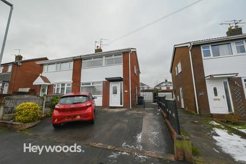 3 bedroom semi-detached house to rent, Fearns Avenue, Newcastle, Staffordshire