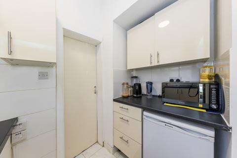undefined, Fitzjohns Ave, London  NW3