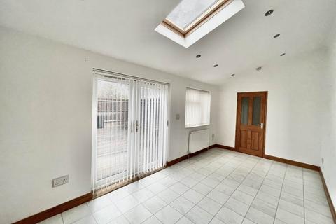 3 bedroom semi-detached house for sale, Fane Drive, Berinsfield