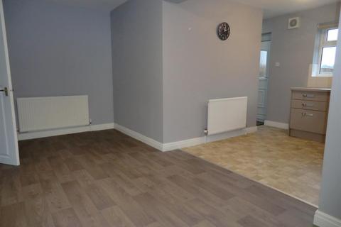 3 bedroom house to rent, Cranbrook Avenue, Hull