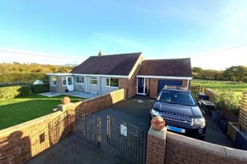 2 bedroom detached bungalow for sale, Llandegfan LL59